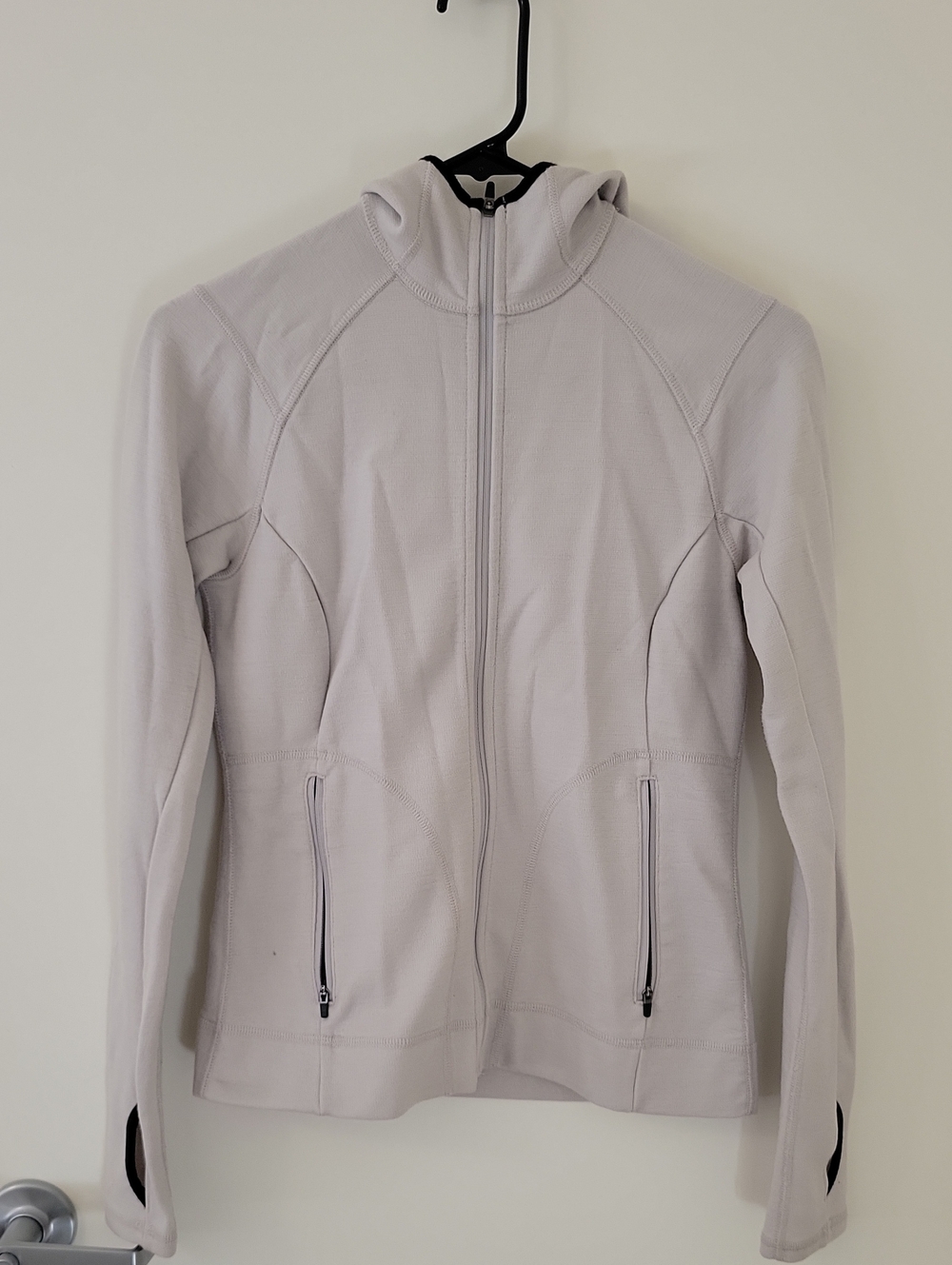 ibex Women's Merino Woll Hooded Full-Zip Jacket in Light Gray